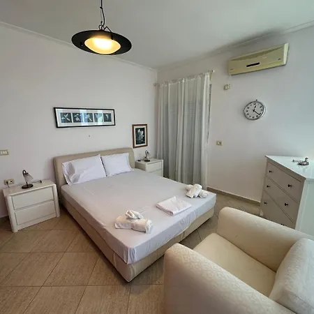 Sotiris Sea View
